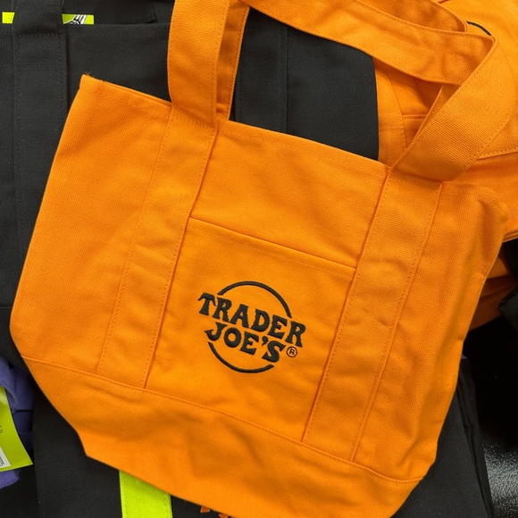 NWT! Trader Joes Mini Halloween Canvas Tote Bag A Set of 4 Piece Limited Edition - Picture 4 of 6